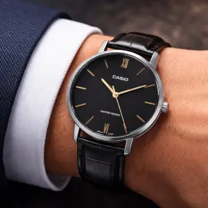 ORIGINALE Montre Homme Casio Élégante – Bracelet Cuir Noir & Acier Inoxydable.