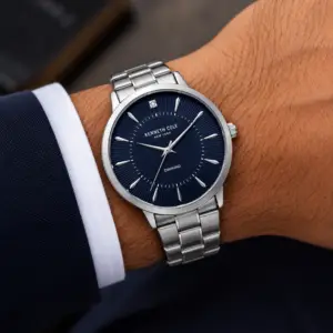 Montre Homme Kenneth Cole New York Diamond Dial – Acier Argenté & Cadran Bleu – 45 mm Numero : 540