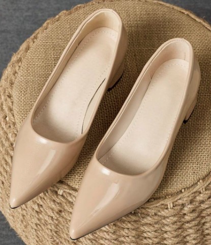 Escarpins MonaNise pour femmes Talon moyen tres classe. Differente couleur et pointure - Image 3