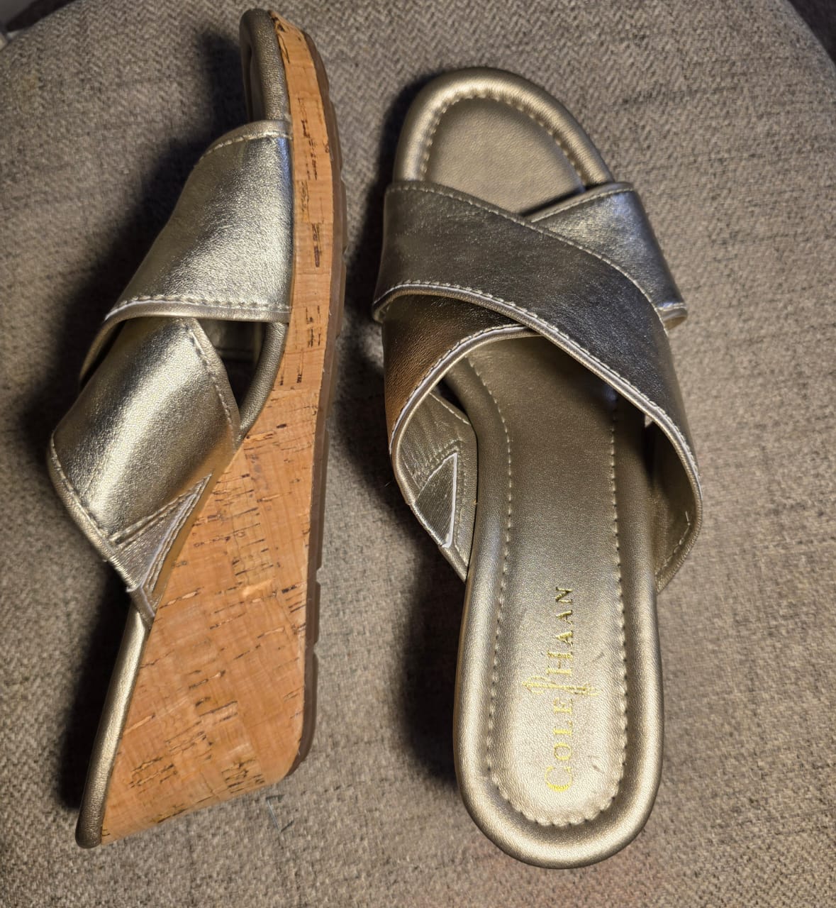 Sandales mules Cole Haan d'oréepour femme, taille 39 – Talon moyen en liège - Image 2