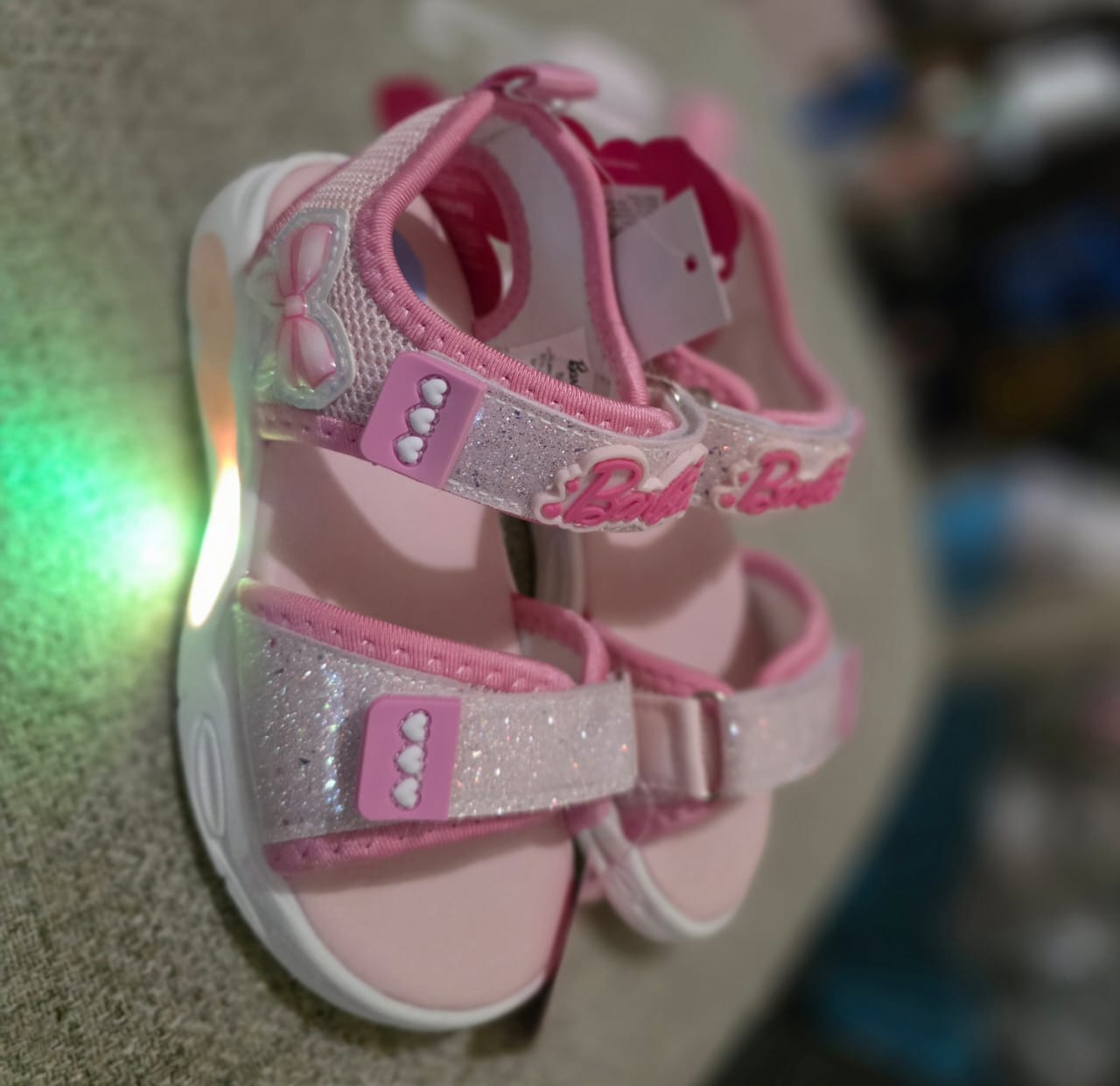 Barbie – Sandales Lumineuses pour Fille – Rose Pailleté – Lights Up Taille 26 - Image 2
