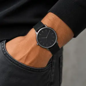 Montre pour hommes GEORGE : Boîtier en métal canon, Cadran noir, Bracelet en silicone noir