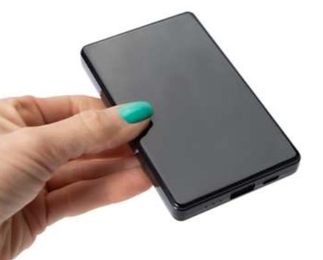 Batterie Externe (POWER BANK)Slim 6000 mAh.Fine, légère et facile à transporter, la batterie externe Slim est idéale pour recharger votre téléphone à tout moment.
