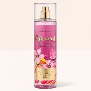 Restez séduisante toute la journée avec  Bath & Body Works Bahamas Passionfruit & Banana Flower Fine Fragrance Mist 236 mL